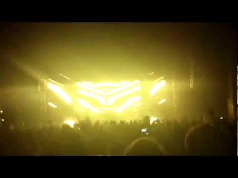 Steve Angello - Flash / Awooga / Flashback / Pacha On Acid @ Congress Theater 11-26-11