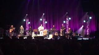 Faithless Love - Duet by Vince Gill &amp; Wendy Moten