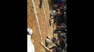 Download lagu Lomba 17 agustus balapan karung liar mp3