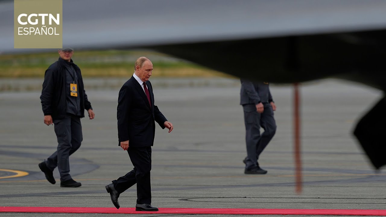 Los presidentes de Estados Unidos y Rusia debatirán la situación de Ucrania en Alaska