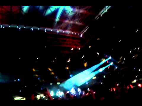 One Direction - Where do broken hearts go - Cardiff, England 5/06/2015 (I'm from Argentina)