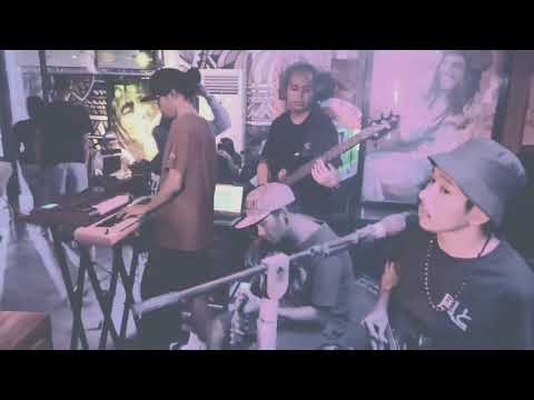 Bugs and Roots family (Live improv with a walk-in mc)