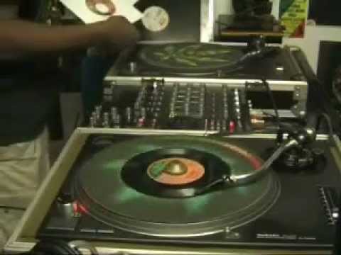 chanting riddim 1982 - selecta douroots - dub irator