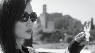 Wake Me Up -  Avicii(HD)