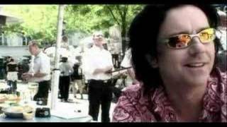 Marillion : Steve Hogarth talks about &#39;Don&#39;t Hurt Yourself&#39;