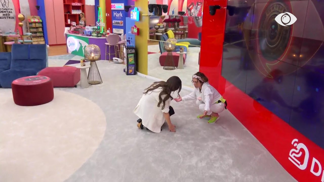 “Kjo është hile”/ Debat mes Françeskës dhe Meritonit për lojën e shiritit