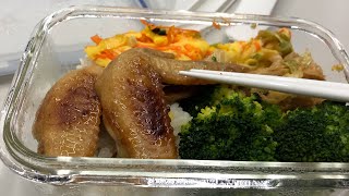 上班族的一日三餐 高麗菜煎餅 雞肉炊飯 柴犬小卡