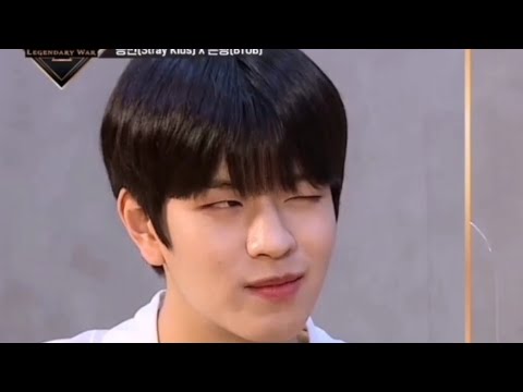 Seungmin flirty wink to Eunkwang and Eunkwang getting flustered ;) || Kingdom Ep. 8