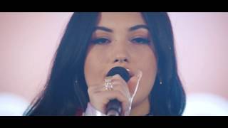Mabel ft. Not3s - Fine Line (LIVE) | KISS Presents