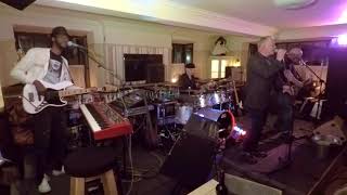 Sweet Sensation UK Party Band play Dancing on the Ceiling