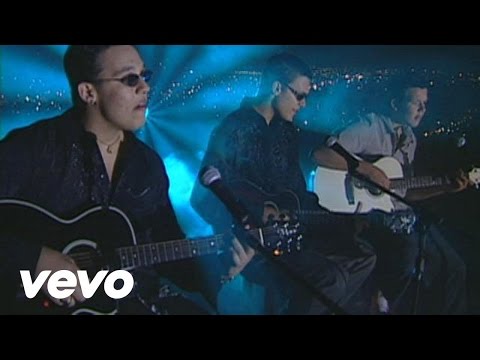 Muito Estranho - K L B