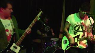 Sonic Avenues:::Canadian band @ World Famous 10-31-16