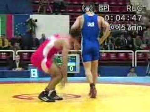 66kg HOVHANNISYAN Zhirayr ARM - STADNYK Andriy UKR