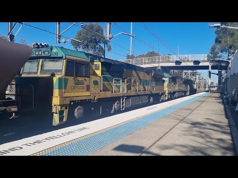 25/07/23 AR07 passing Thornleigh