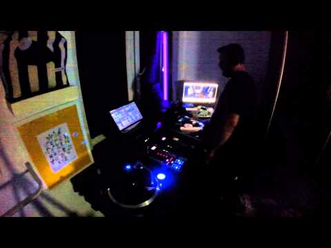 Underground House vol 7 mixed by 4Tek