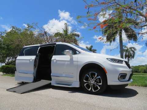 2022 White /Caramel Chrysler Pacifica Pinnacle (2C4RC1PG1NR) with an 3.6L V6 DOHC 24V engine, 9A transmission, located at 4301 Oak Circle #19, Boca Raton, FL, 33431, (954) 561-2499, 26.388472, -80.084045 - ? 2022 Chrysler Pacifica Pinnacle Rollx Handicap Wheelchair Conversion Van – ONLY 10K Original Miles ? ? ULTRA RARE PINNACLE EDITION – THE ULTIMATE LUXURY WHEELCHAIR VAN ? Experience unmatched luxury, accessibility, and innovation with this stunning 2022 Chrysler Pacifica Pinnacle Rollx Handic - Photo#0