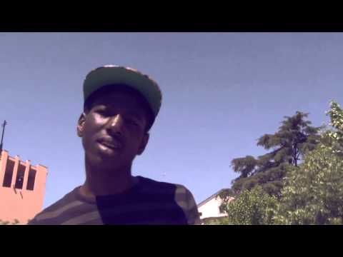 Hot Boy ft Big Friend - educació video clip