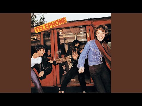 Videoclip de Facile (Remasterisé en 2015) — Téléphone