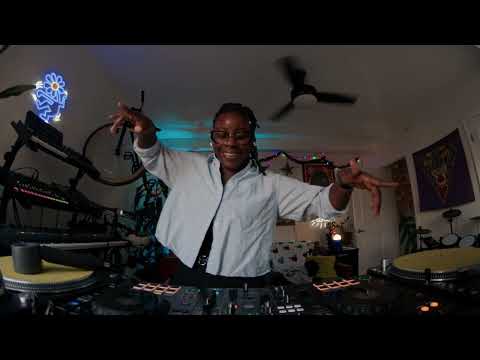 A NEO-SOUL SOUNDSCAPE FT. DWELE, TWEET, JORDAN RAKEI, J DILLA, VIKTER DUPLAIX, MINT CONDITION,& MORE