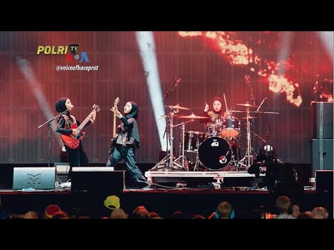 VOA - ENTERTAINMENT UPDATE VOICE OF BACEPROT MANGGUNG DI GLASTONBURY UK