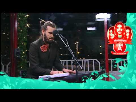 KRISTOFFER JONZON "Wild Horses" (Midnattstryckaren @ Musikhjälpen 2010)