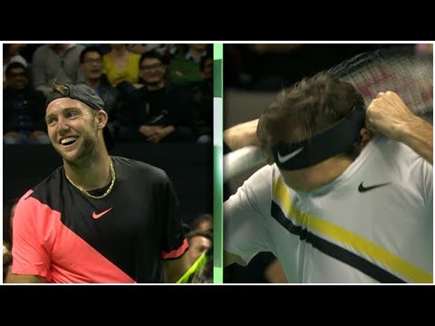 Sock pranks Federer with underarm serve