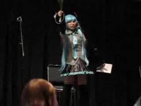 Anime Expo 2008- Gong Show featuring Hatsune Miku