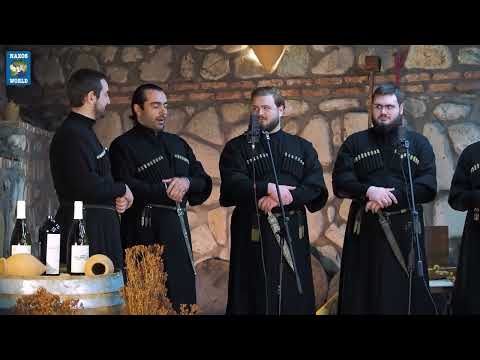 Cantos polifónicos georgianos - Iberi Choir - Música del mundo.
