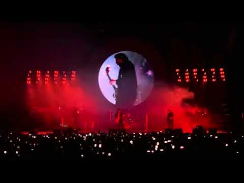 Arctic Monkeys - Teddy Picker and Crying Lightning live (09/15/2023)