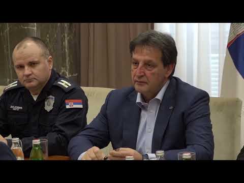 Ministar Gašić sastao se danas sa predsednikom Centra za nestalu i zlostavljanu decu Igorom Jurićem