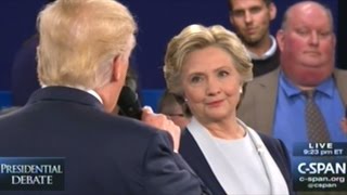 Donald Trump Says Hillary Clinton Would Be In JAIL! If He Was In Charge! Second Presidential Debate