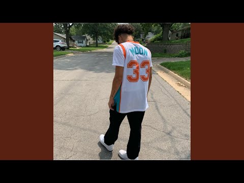 17 (feat. Shaky Shawn999)