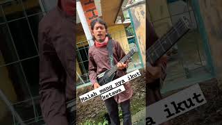 Download lagu Ngakak Bareng Pengamen Kocak: Rhoma Irama Versi Unik! #komedi #ngakak #lucu mp3