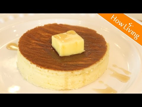 舒芙蕾厚鬆餅做法 平底鍋甜點食譜 烘焙影片 Thick Pancake with Maple Syrup│HowLiving美味生活 | 矽谷美味人妻 Video