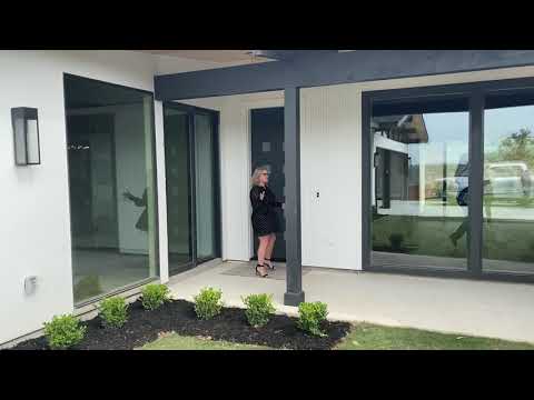 Eichler Courtyard MidCentury Modern New Construction I Custom home builder I Texas hill country