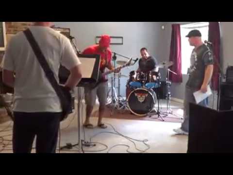 Iron Maiden - The Trooper (band practice)