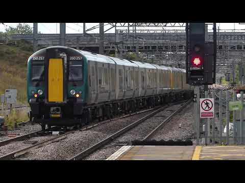 Trains at: Milton Keynes Central - 31/08/19