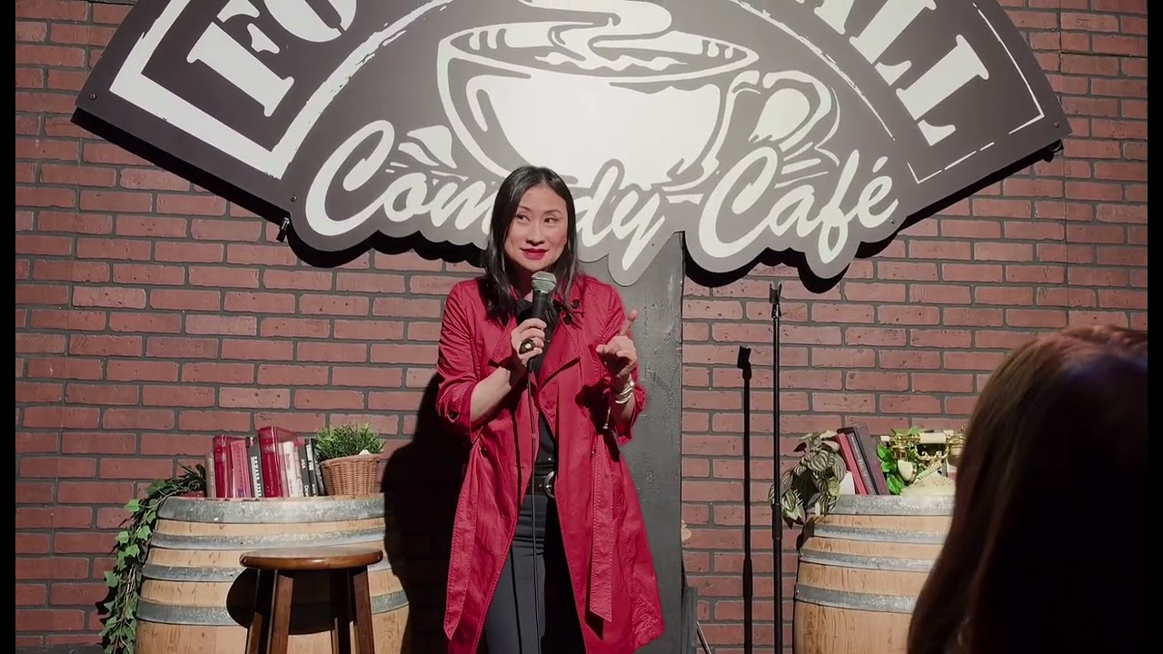 Promotional video thumbnail 1 for Yvonne Yorke - Corporate Comedy (Travel)