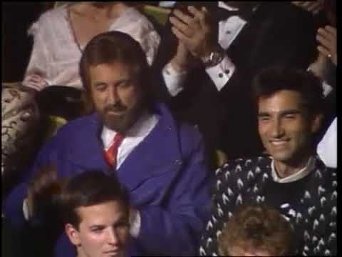 Alabama Wins Top Vocal Group   ACM Awards 1986