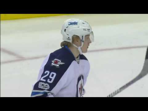Patrik Laine scores 2 goals against Maple Leafs
