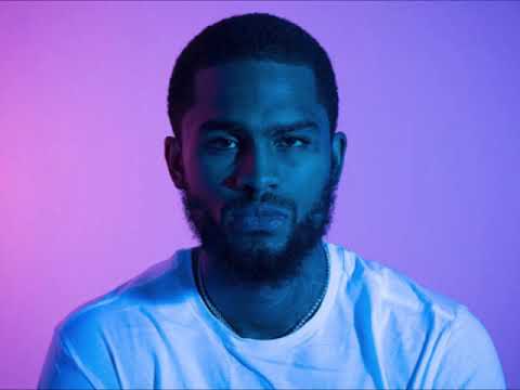 Uncle Murda & Dave East - Hold Up