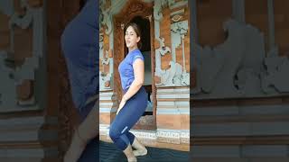 Download lagu Tiktok tante goyang hot 💦💦 #shorts mp3