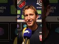 ???? ??????????? breekt in bij vraag over zijn Rad van Ricky: ‘??????!’ ?