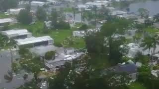 Drone capta imágenes de los daños e inundaciones en Naples, Florida