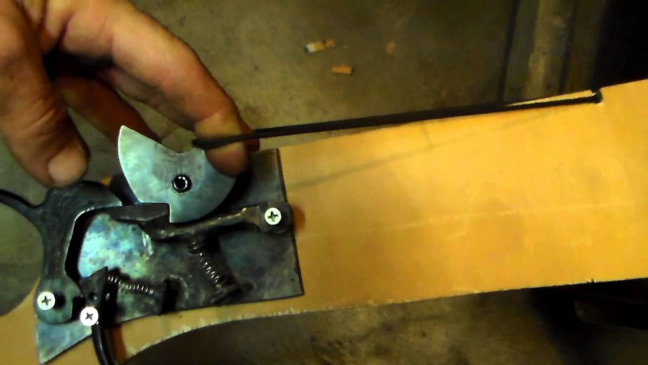 Crossbow build part1 trigger mechanism