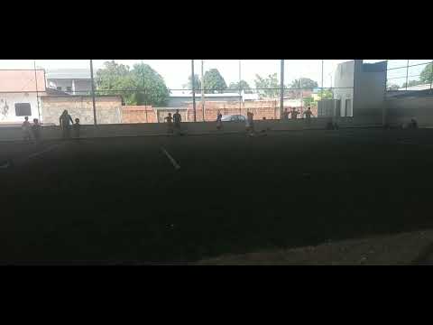 quase um golaço. ☝️