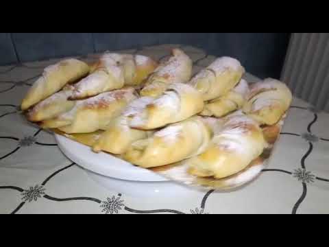Croissante cu ciocolată