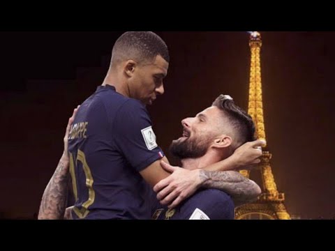 Mbappe and Giroud awkward celebration as France beat Poland