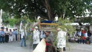 preview picture of video 'Semana Santa 2010(Entierro) en Asunción Tlacolulita Oaxaca Parte 3 de 3'
