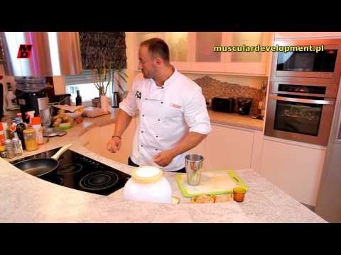 Kuchnia MD - Śniadanie odc.14 - Jajecznica z białek, shake, banan, bułki razowe.